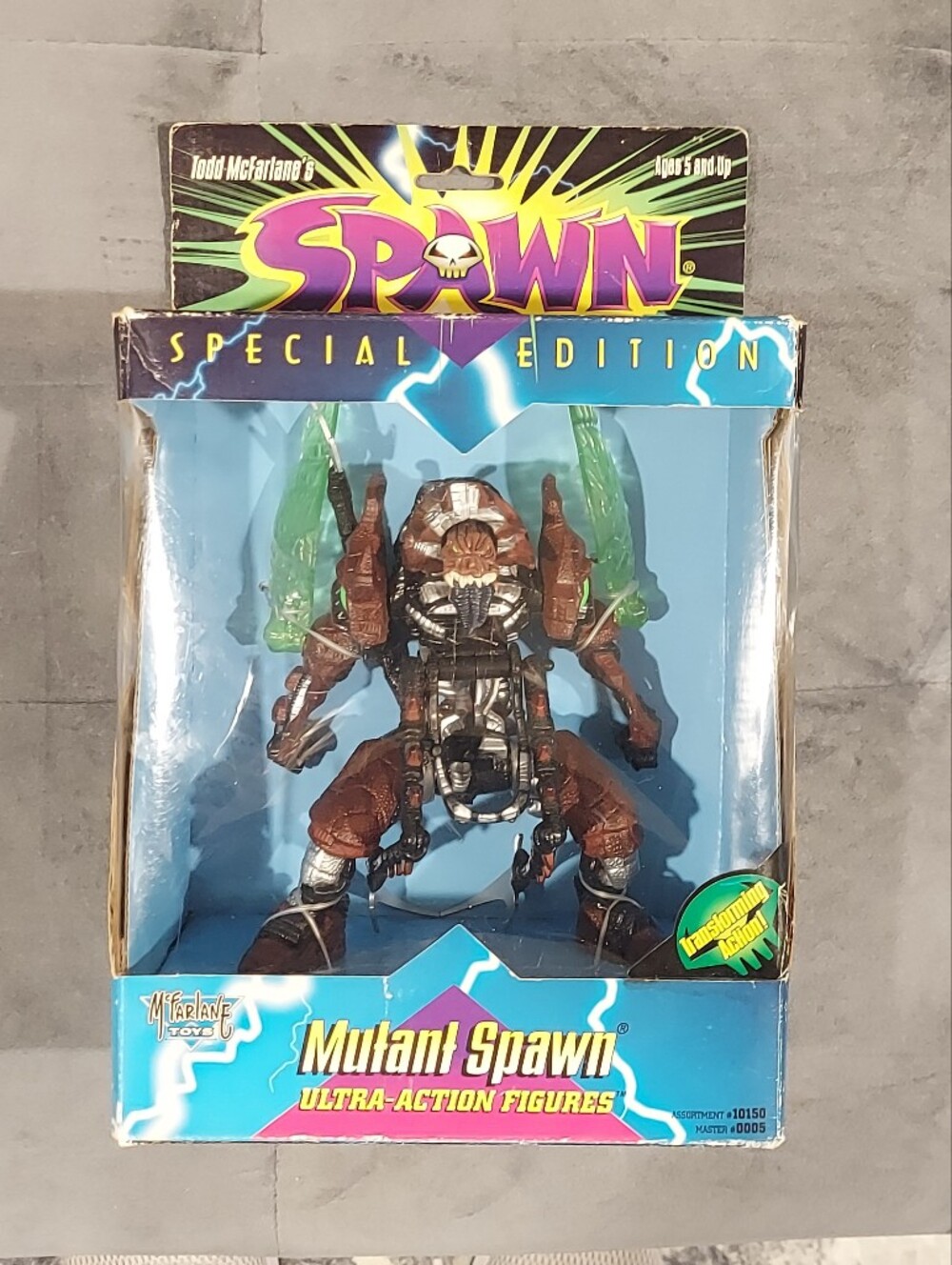 NEW IN BOX 1996 TODD MCFARLANE SPECIAL EDITION MUTANT SPAWN ULTRA ACTION FIGURE